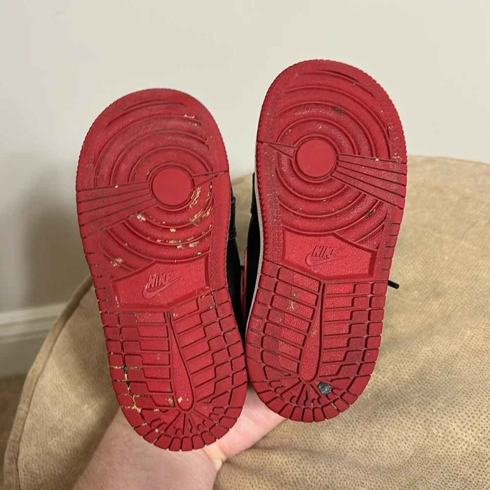 Jordan mid banned